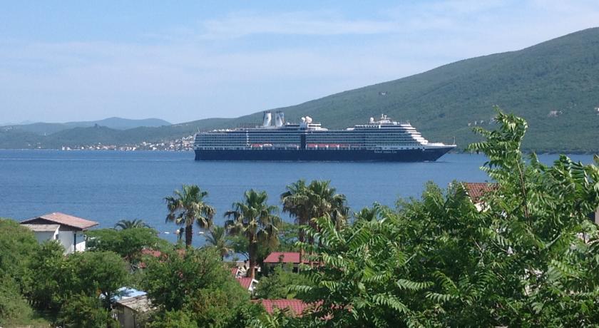 Villa Alla Bed And Breakfast Herceg Novi Rom bilde