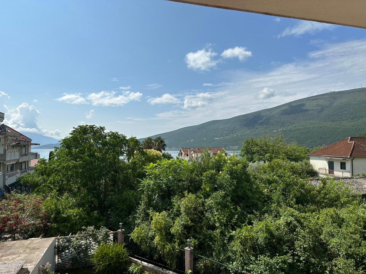 Villa Alla Bed And Breakfast Herceg Novi Eksteriør bilde