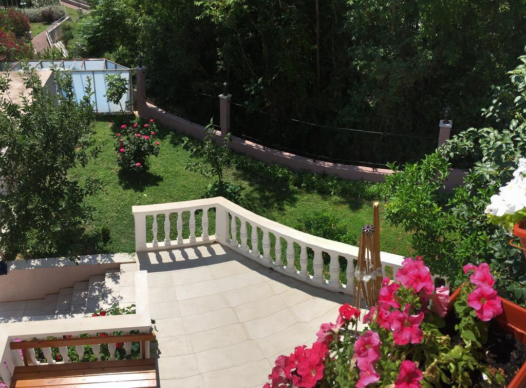 Villa Alla Bed And Breakfast Herceg Novi Eksteriør bilde