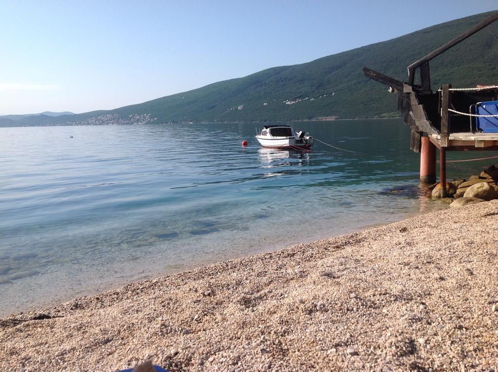 Villa Alla Bed And Breakfast Herceg Novi Eksteriør bilde