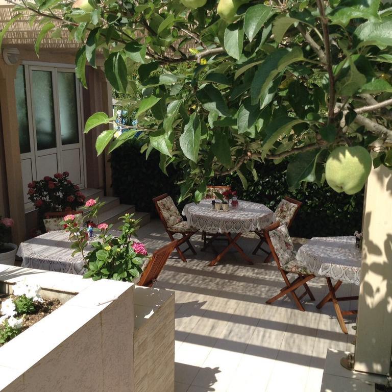 Villa Alla Bed And Breakfast Herceg Novi Eksteriør bilde
