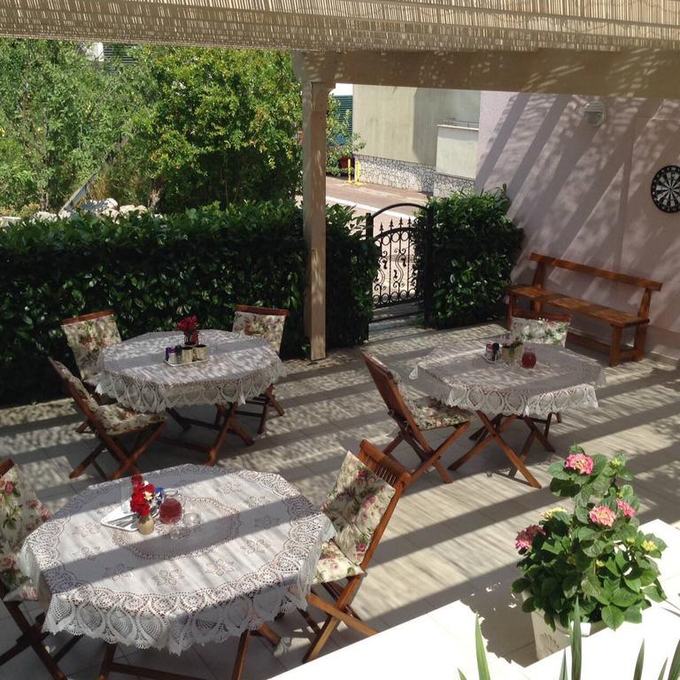 Villa Alla Bed And Breakfast Herceg Novi Eksteriør bilde