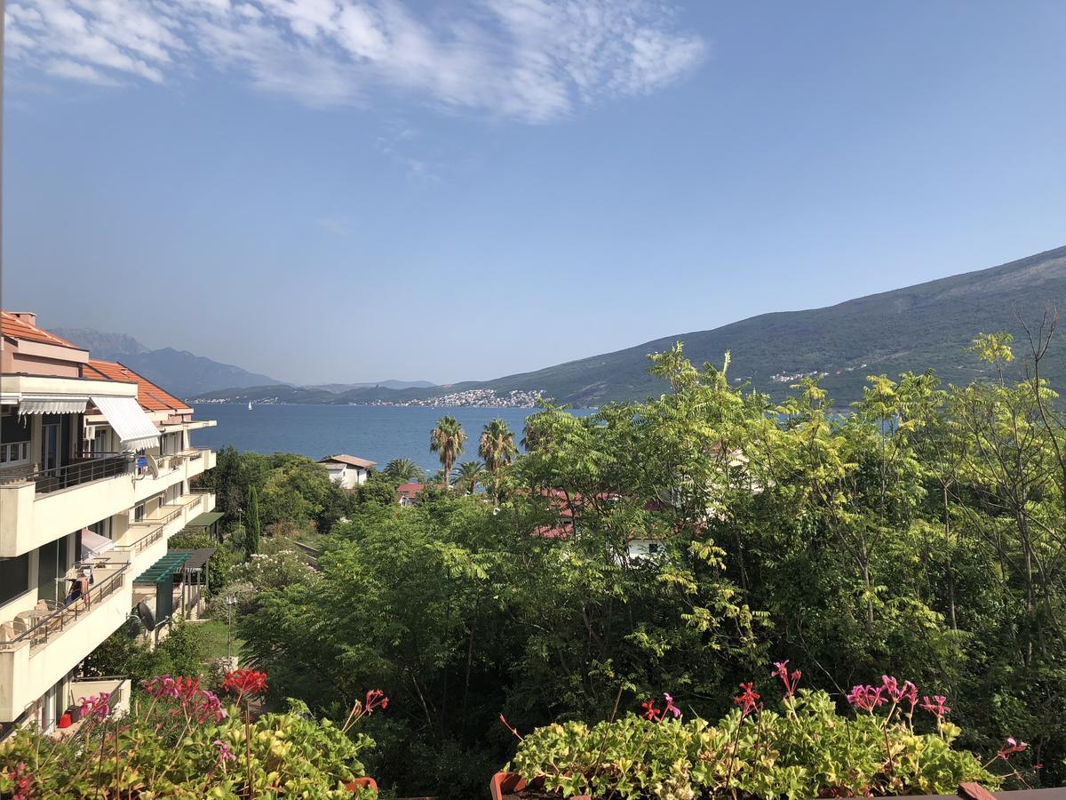 Villa Alla Bed And Breakfast Herceg Novi Eksteriør bilde